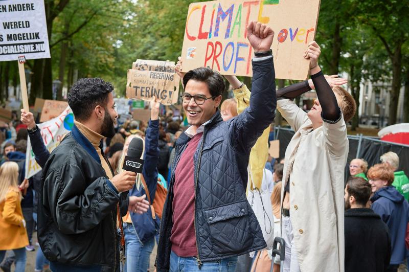 'Klimaatdrammer' Jetten is solidair met de scholierenstaking voor een beter klimaat op 27 september 2019. 'Klimaatdrammer' Jetten is solidair met de scholierenstaking voor een beter klimaat op 27 september 2019.
