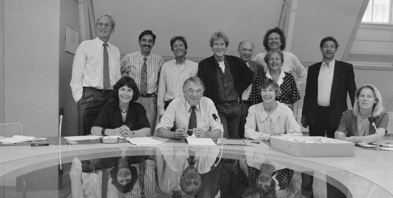 Foto van de nieuwe Tweede Kamerfractie van D66 in 1989.
